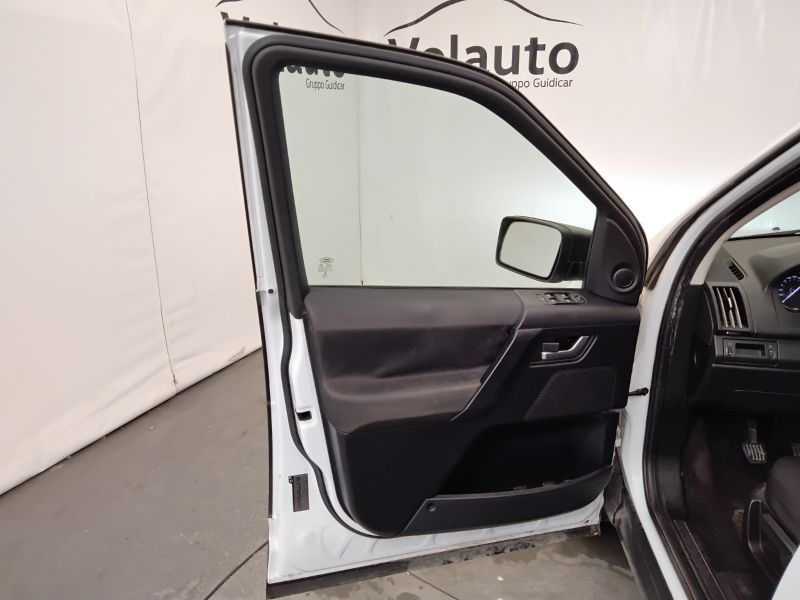 GuidiCar - LAND ROVER Freelander 2013 Freelander 2.2 ed4 S 2wd 150cv Usato